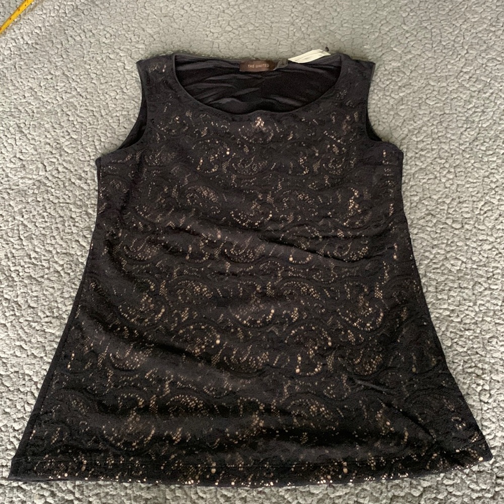 NWT THE LIMITED WOMENS TANK TOP